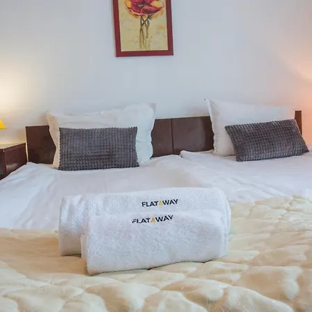 Lägenhet Bright In A Spacious Complex In The Valley By Flat Mаnager *